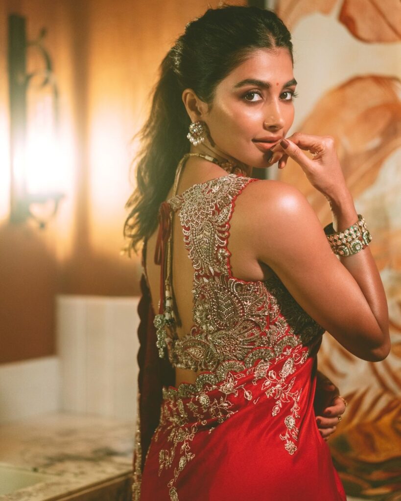 Pooja Hegde 4